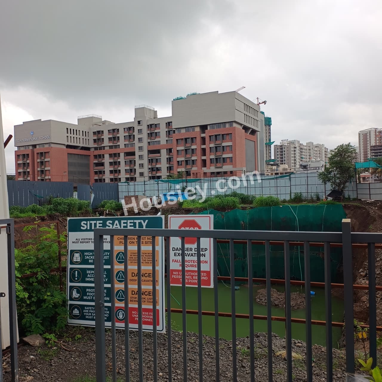 More construction images