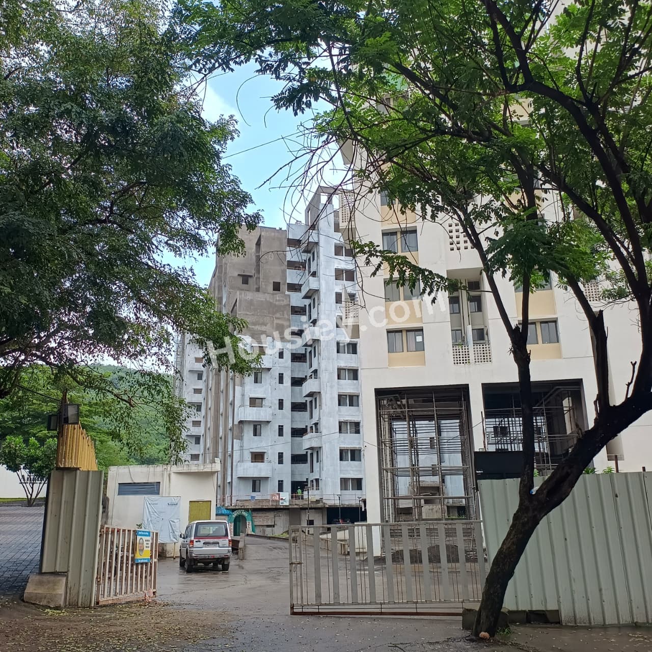 More construction images