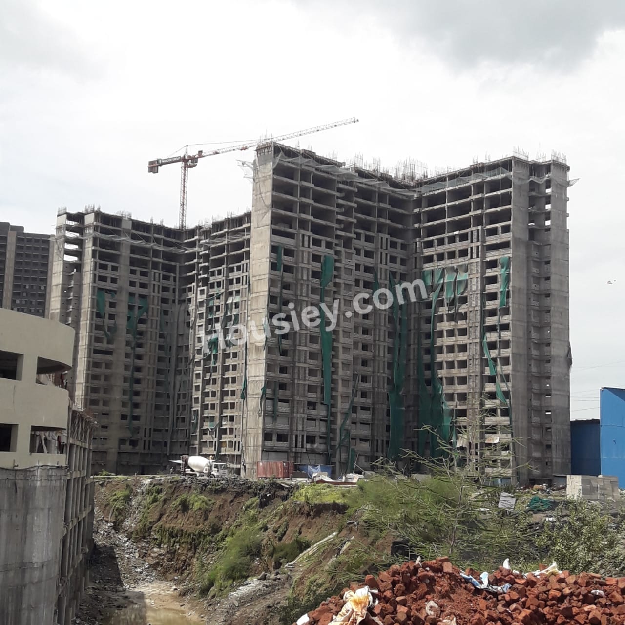 More construction images