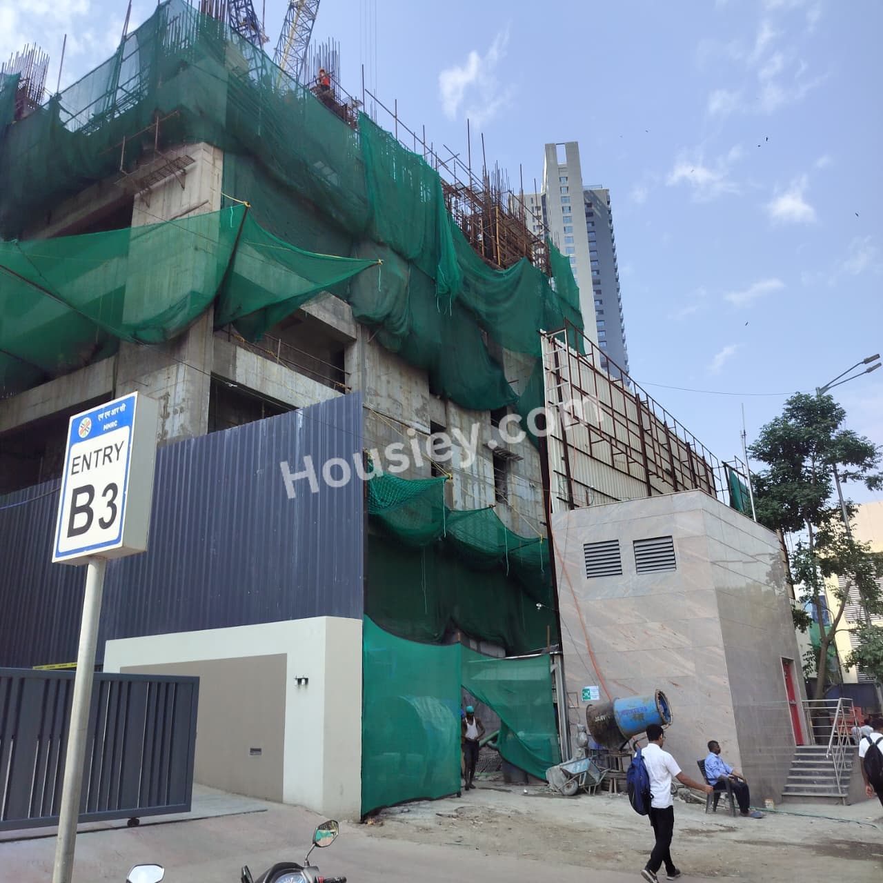 More construction images